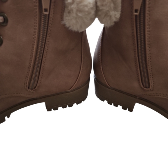 Madden Girl Women's Suede with Faux Fur Collar Boots - Picture 11 of 11
